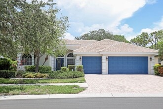 Building Photo - 956 Scherer Way
