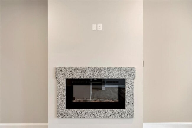 Building Photo - Cherfran Townhomes: Luxury Living in the Heart of South Hill