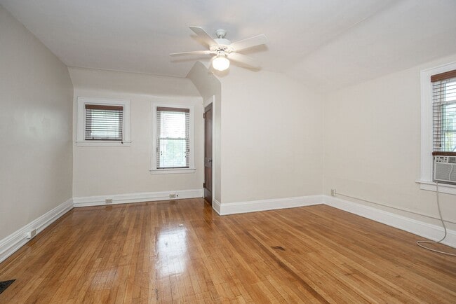 Building Photo - 3300 Dellwood Rd