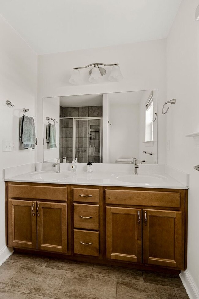 Building Photo - Single Family ranch home