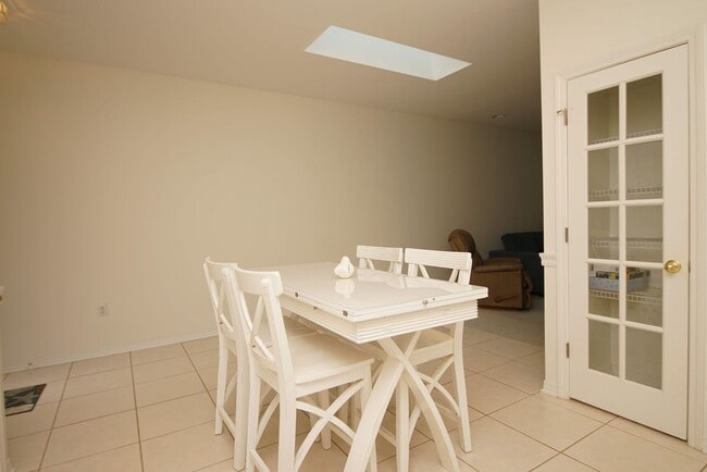 Building Photo - Townhome in Bluewater Bay