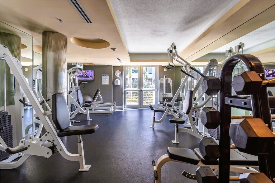 Building Photo - 110 Washington Ave