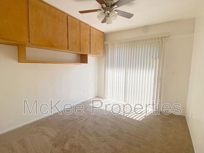 Building Photo - 8709 Elden St