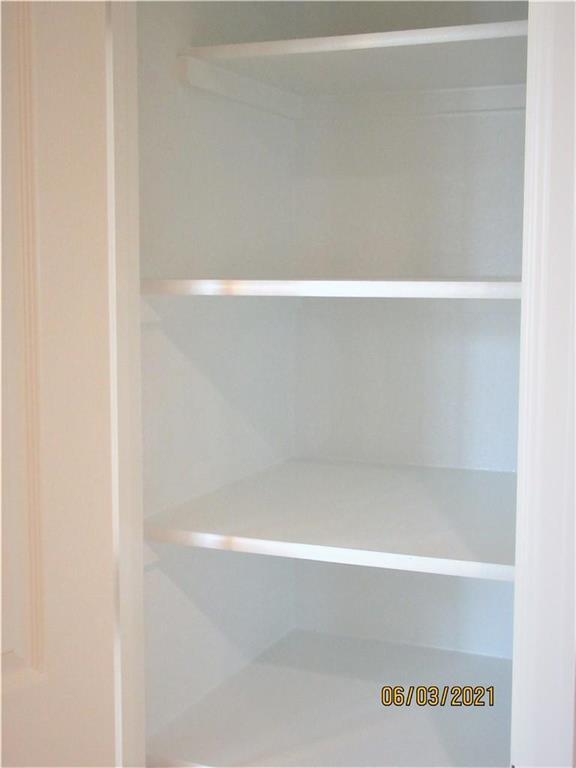 Building Photo - 106 Coyote Trail