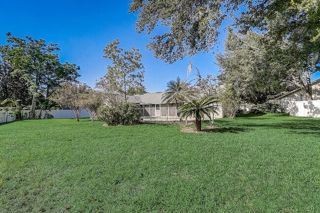 Building Photo - 6320 Edge O Grove Cir