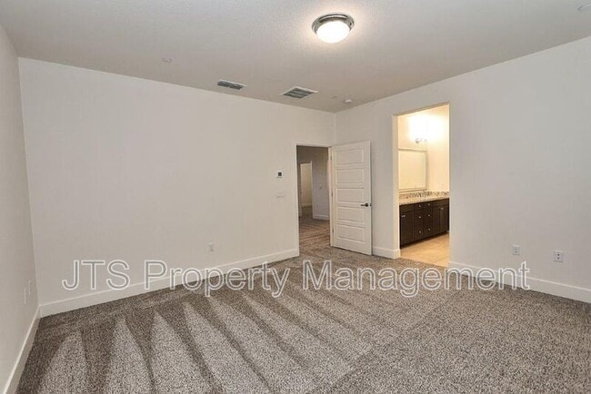 Building Photo - 3513 Birdland Ave