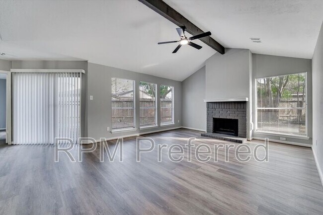 Building Photo - 8526 Deer Meadow Dr