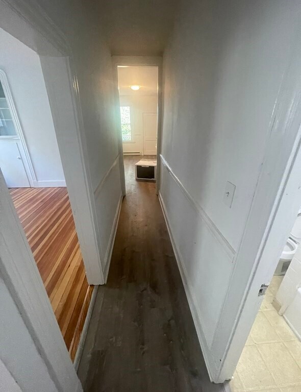 Building Photo - 40 Falcon St