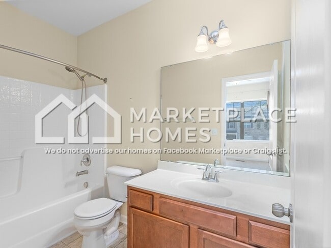 Building Photo - 533 Panorama Park Pl