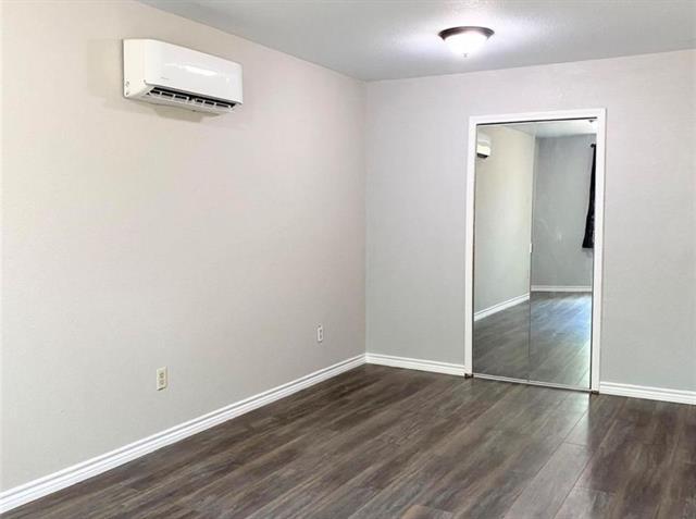 Building Photo - 2913 Hunter St