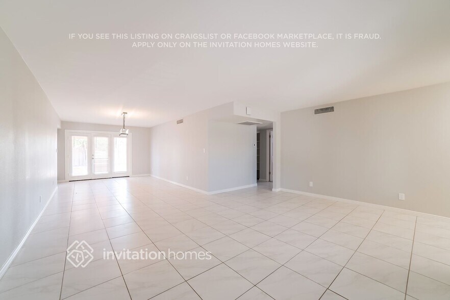 Building Photo - 4509 W Palo Verde Ave