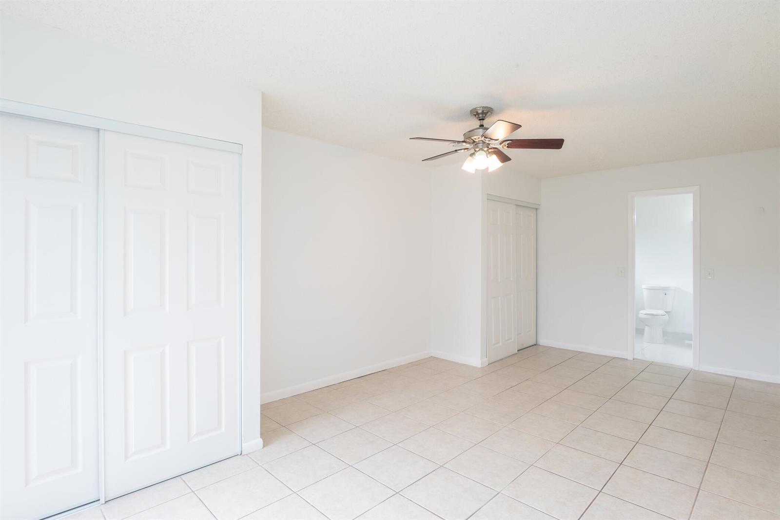 Building Photo - 4135 Palm Bay Cir