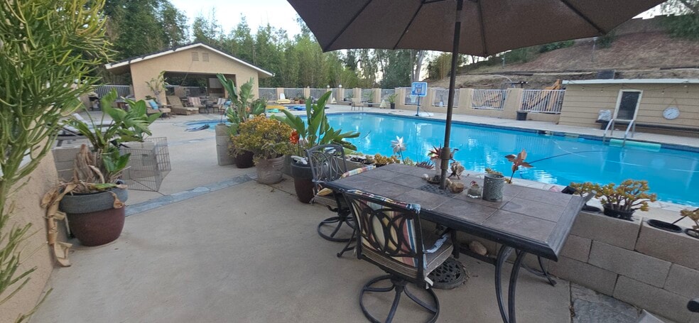 Building Photo - 3803 Lightning Ridge Way