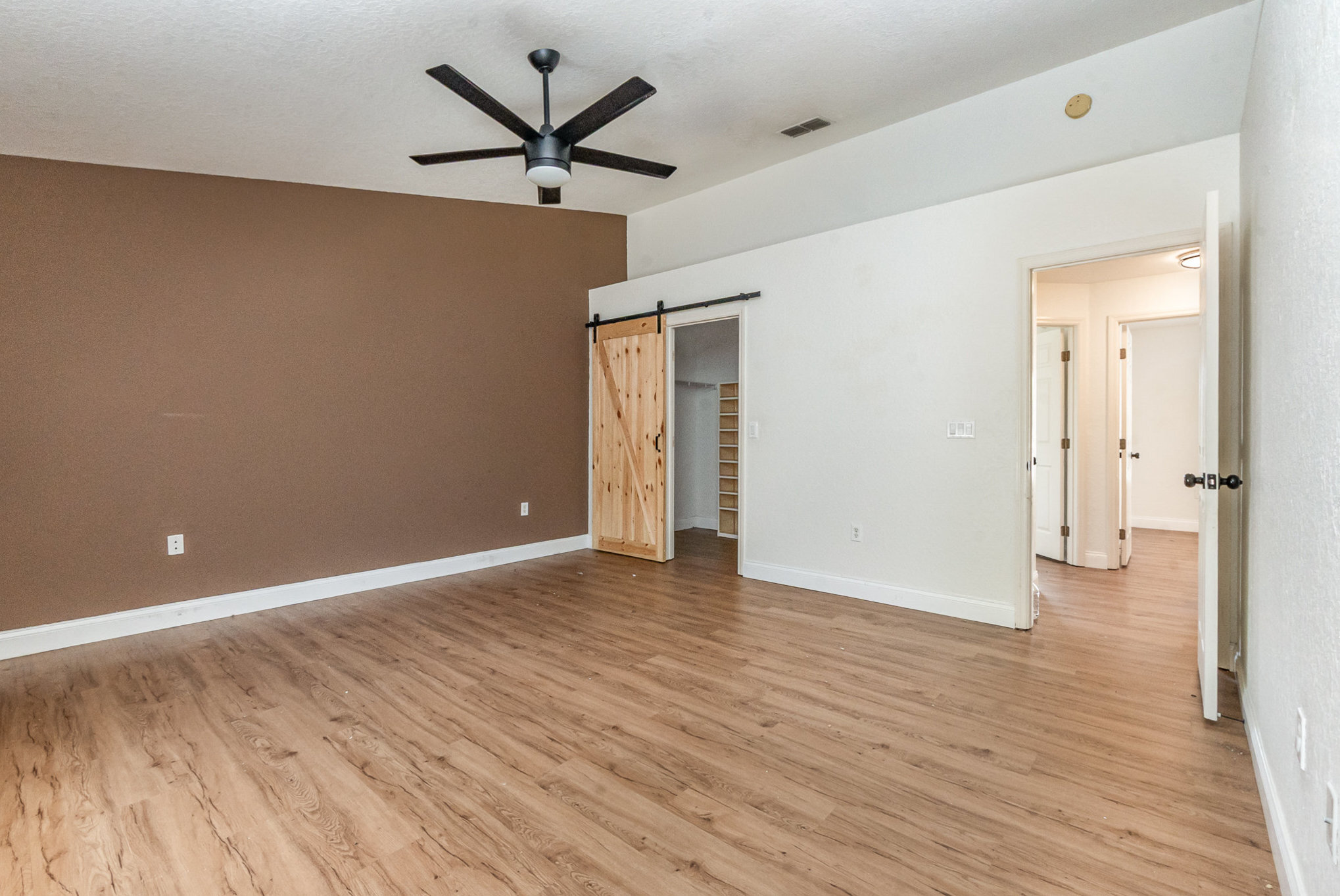Building Photo - 5330 Keely Ct