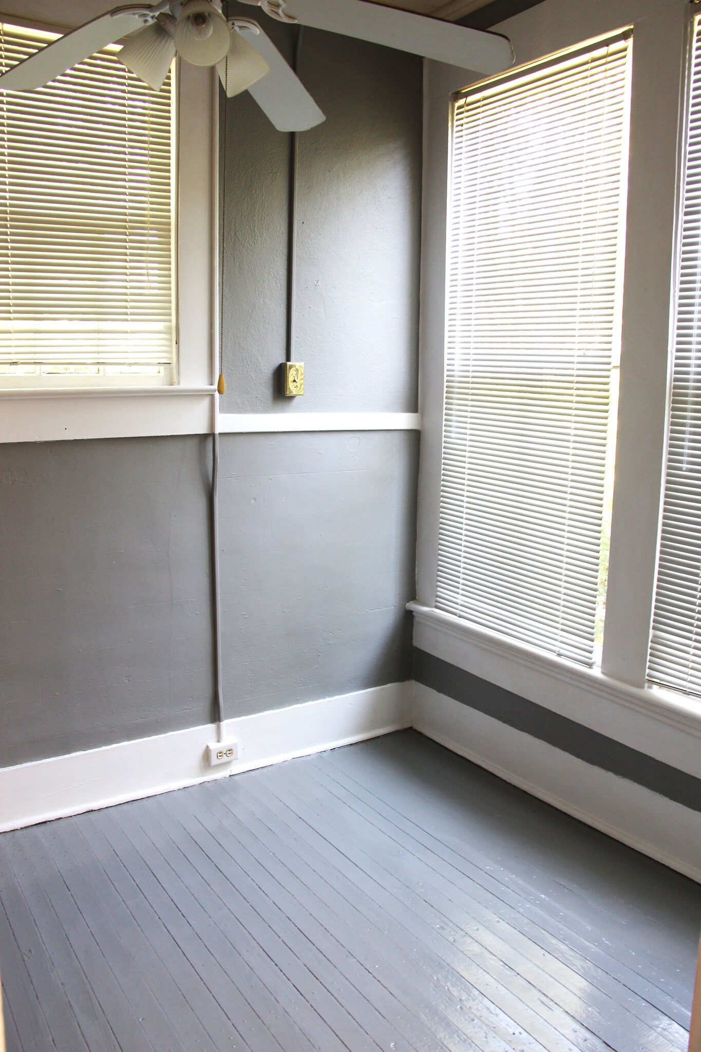 Dining Area - 2511 Napier Ave