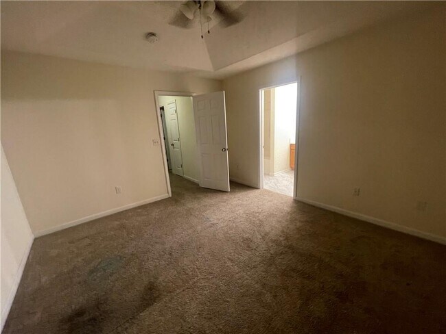 Building Photo - 8973 Jimmy Lee Cir