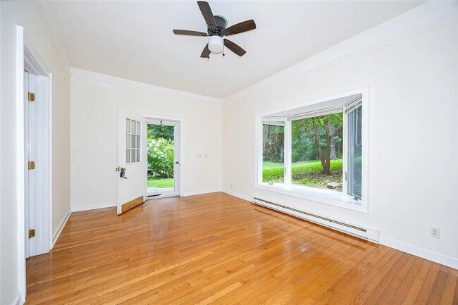 Building Photo - 1432 Lincoln Terrace LLC
