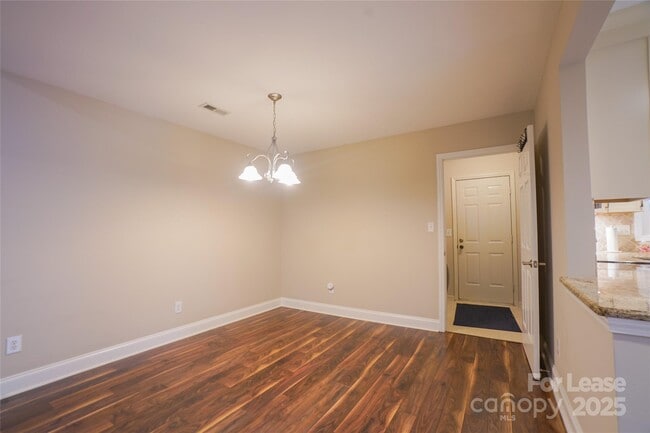 Building Photo - 2434 Dryden Ln