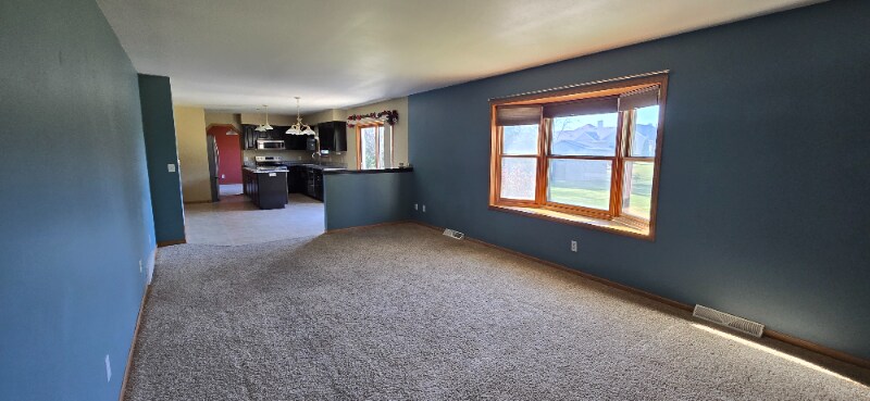 Building Photo - N6188 Shadybrook Ln