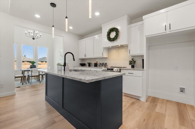 Building Photo - 1414 Farmhouse Ave