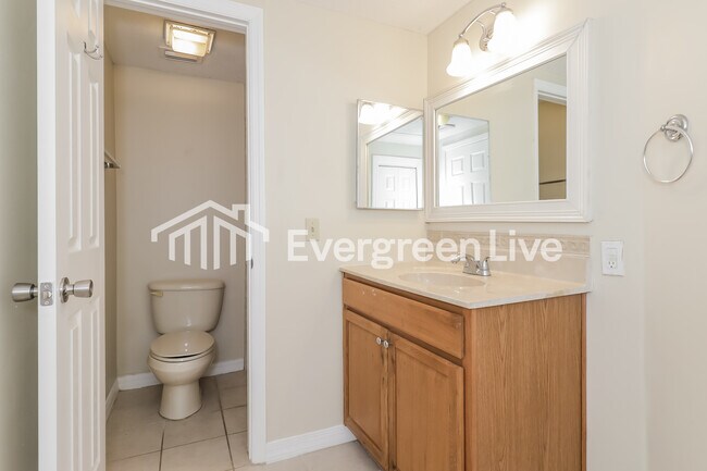 Building Photo - 3537 Seffner Dr