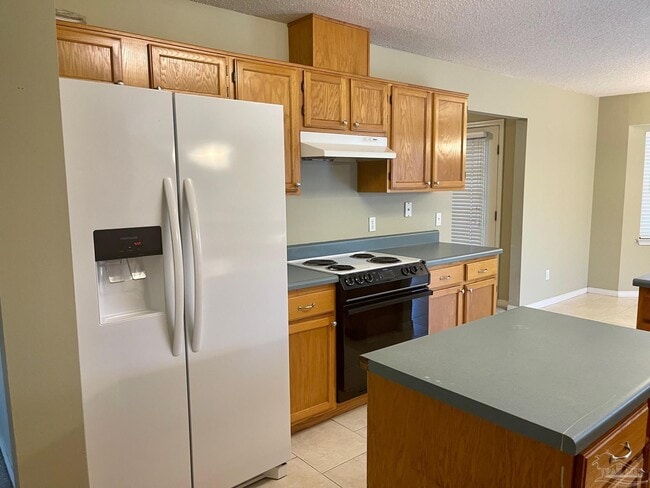 Building Photo - 5162 Goshawk Dr