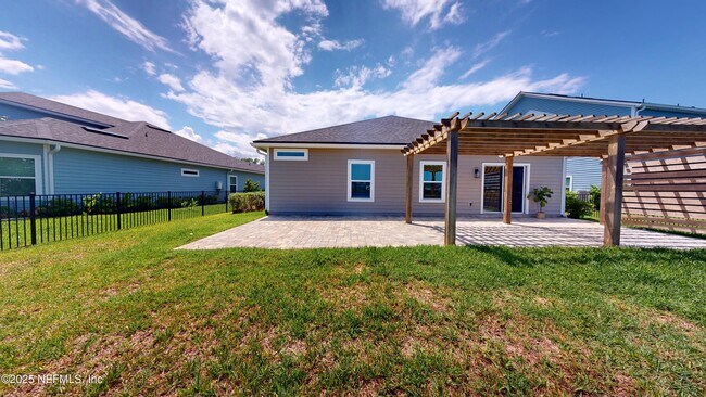 Building Photo - 257 Windermere Way