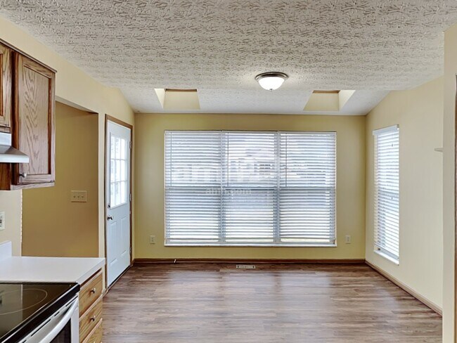 Building Photo - 3255 Jacklin Drive