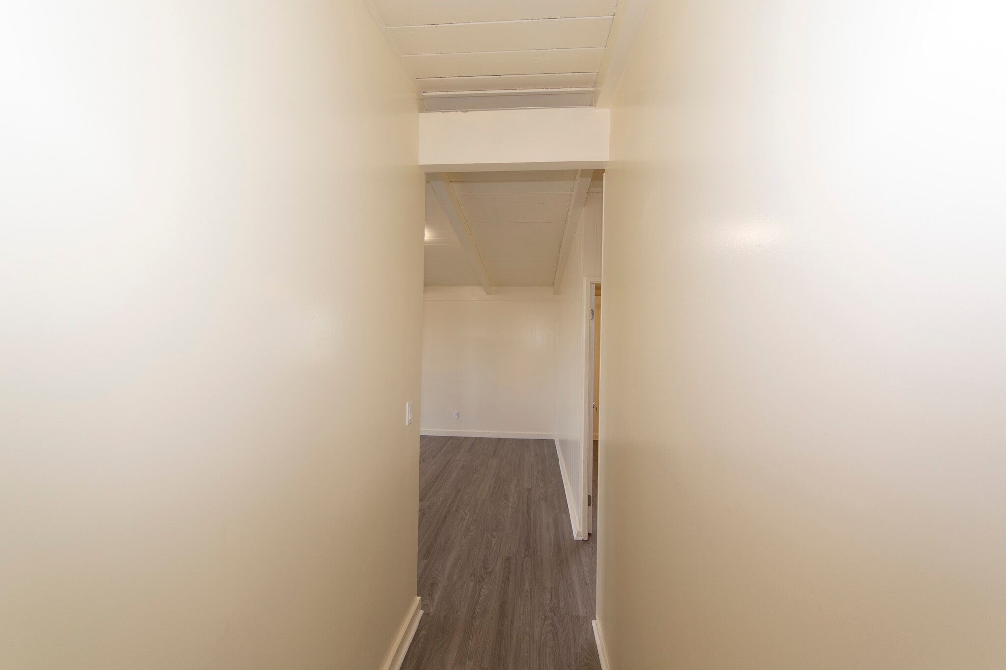 Building Photo - 723 Hoomalimali St