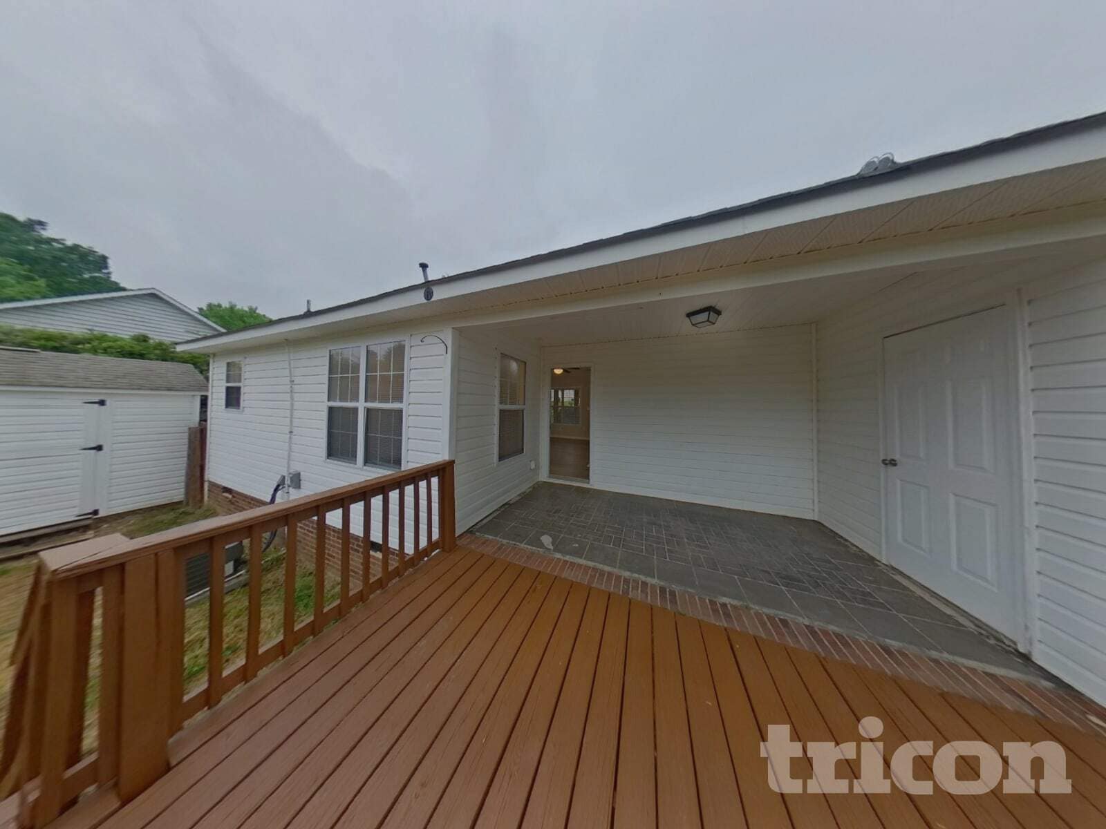 Building Photo - 140 Diamond Dr