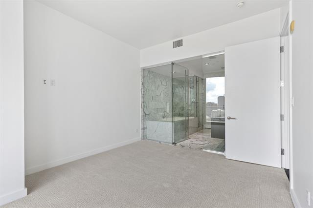 Building Photo - 2900 McKinnon St
