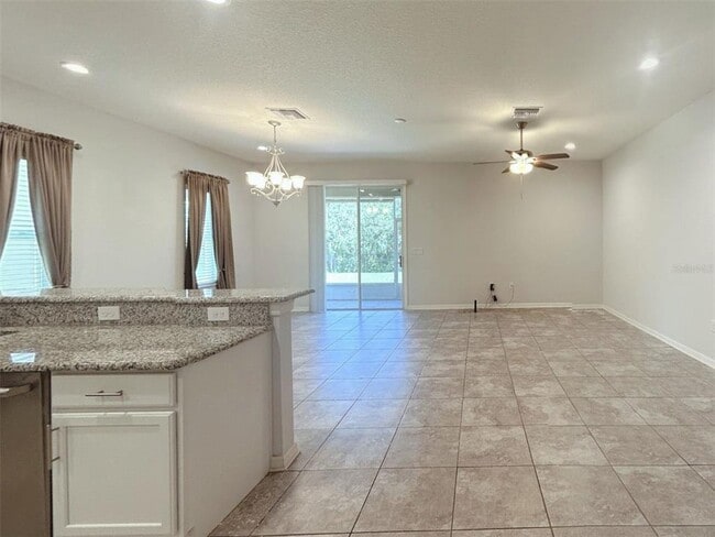 Building Photo - 1213 Grantham Dr