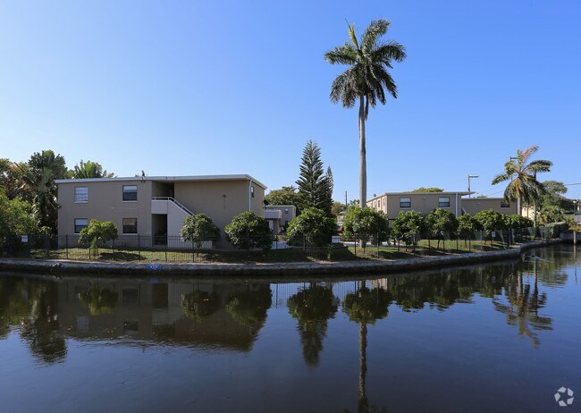 Primary Photo - Villa Teresa On The River