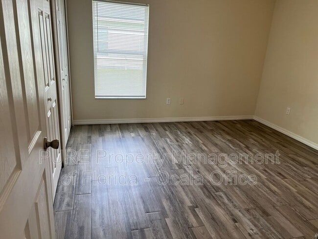 Building Photo - 7227 Midway Terrace
