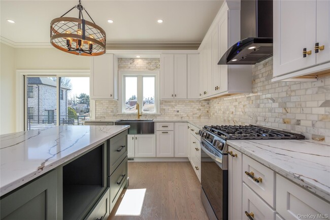 Building Photo - 7 Victoria Ln