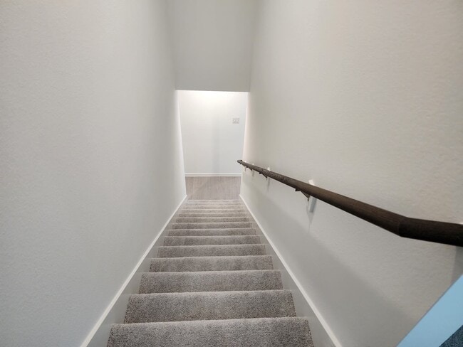 Building Photo - 3049 Majestic Sunrise Dr