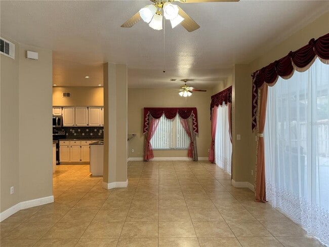 Building Photo - 1373 Foxforrest Cir