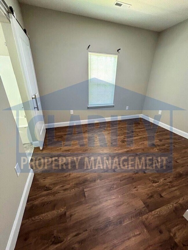 Building Photo - ***Coming soon!!***