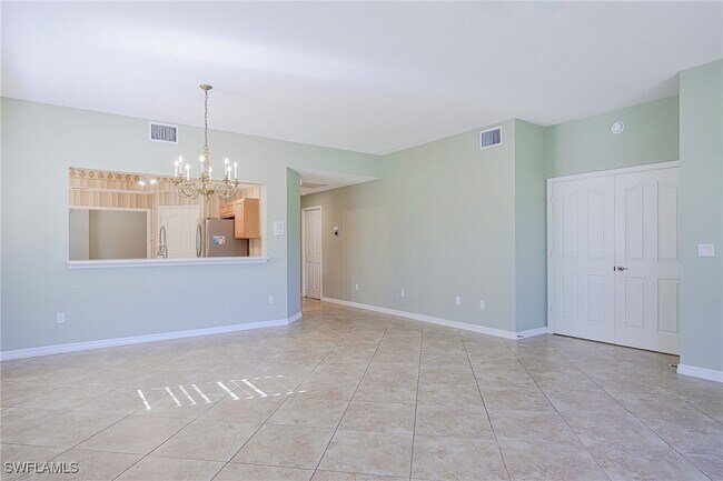Building Photo - 5805 Grande Reserve Way