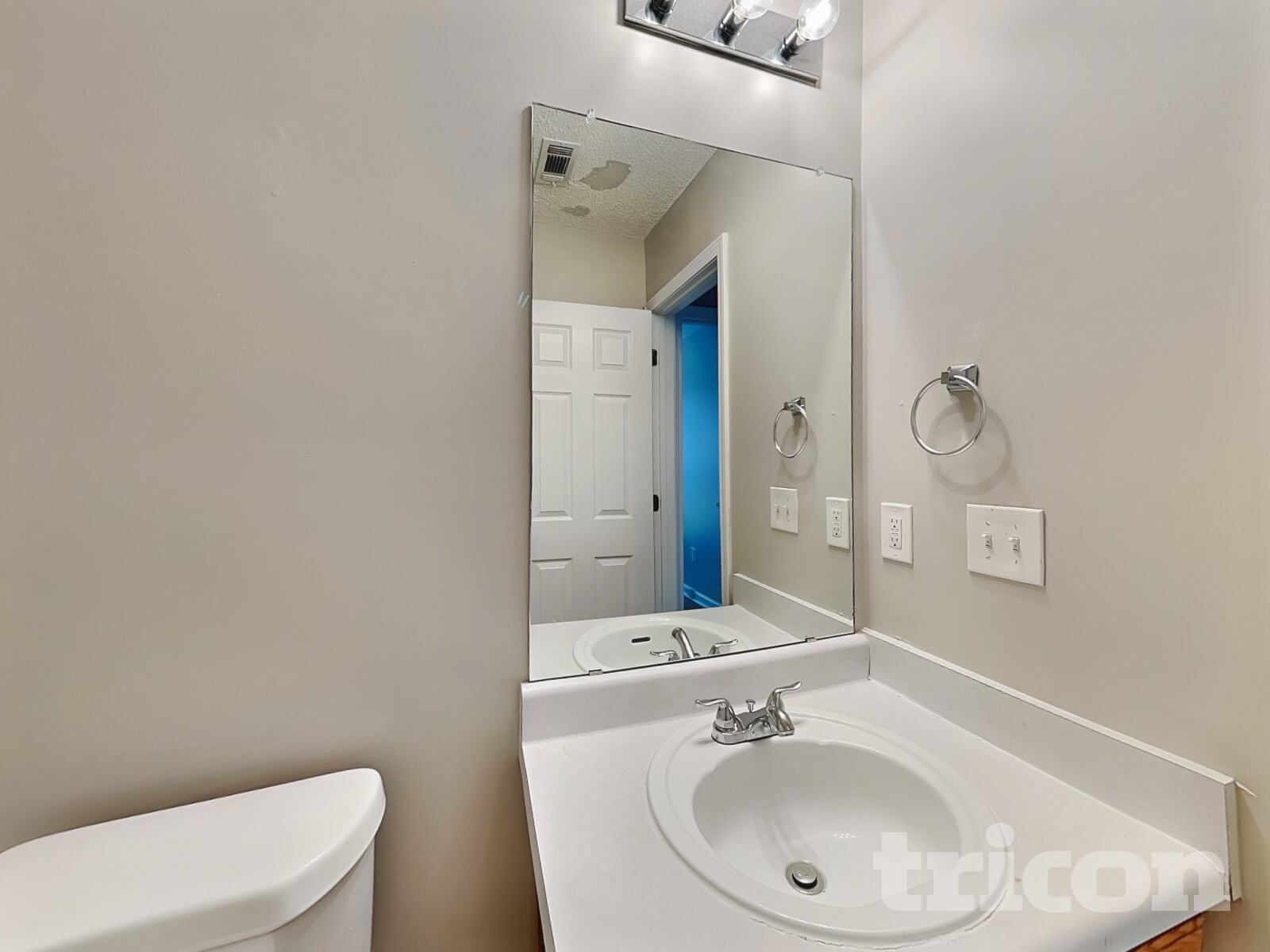 Building Photo - 4059 Angels Dr