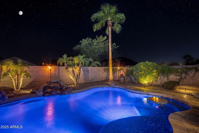 Building Photo - 9053 E Hobart St