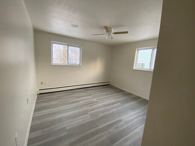 Building Photo - 2278 Grandview Rd