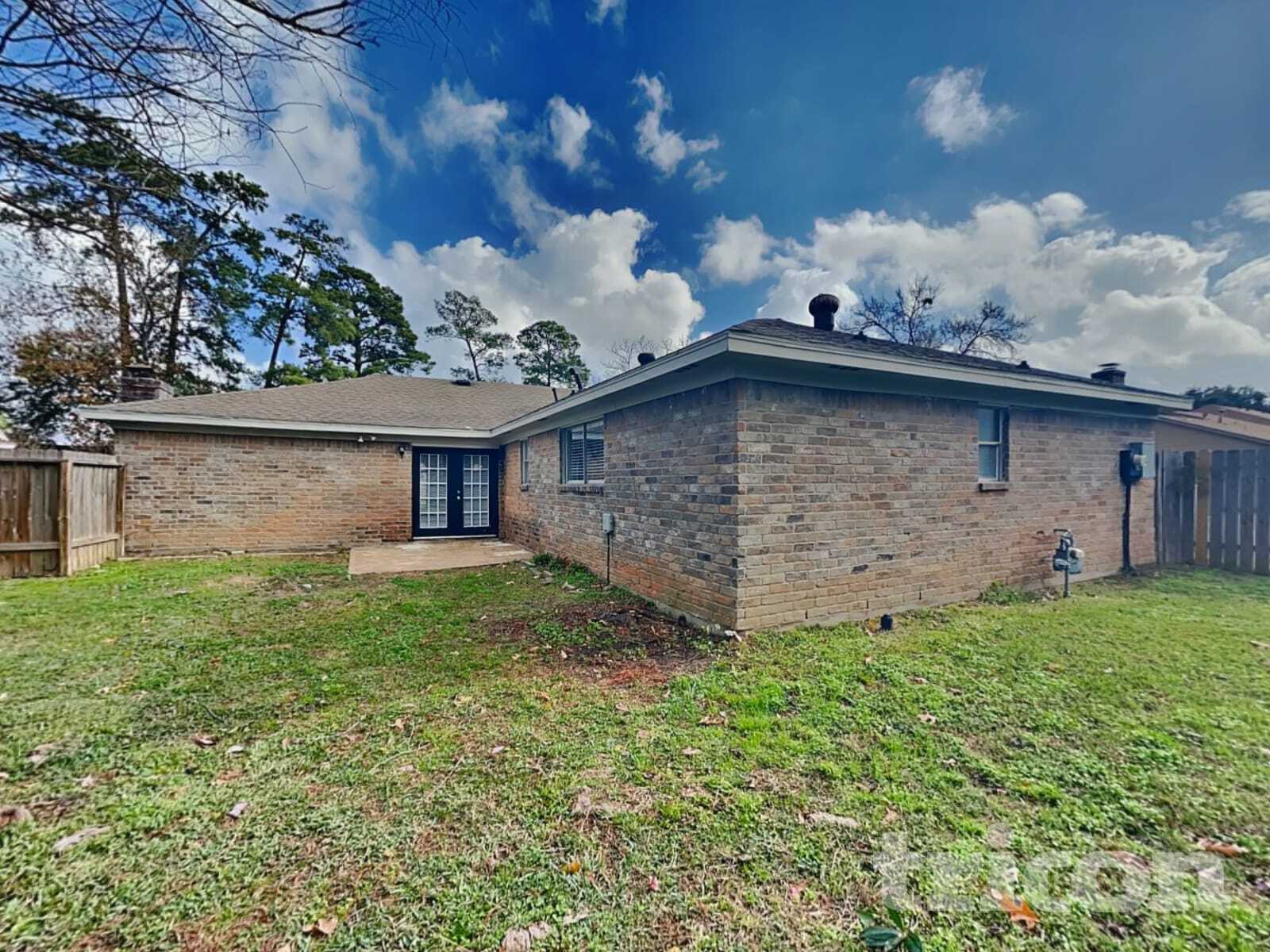 Building Photo - 23827 Beaverwood Dr