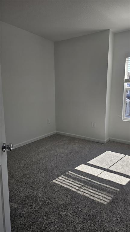 Building Photo - 2739 Skyline Lp