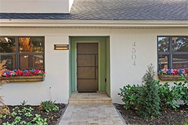 Building Photo - 4504 W Lamb Ave