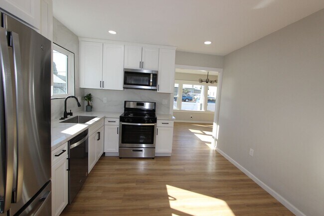 Building Photo - 251 S 36th St