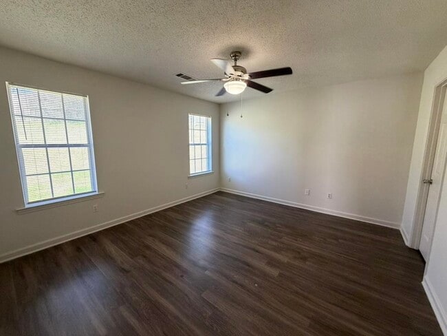 Building Photo - 9289 Morning Garden Cove