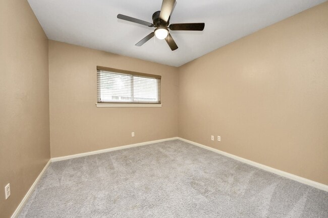 Building Photo - 10514 Haddington Dr