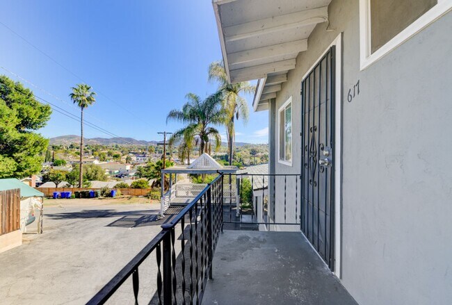 Building Photo - 617-617 Truly Terrace