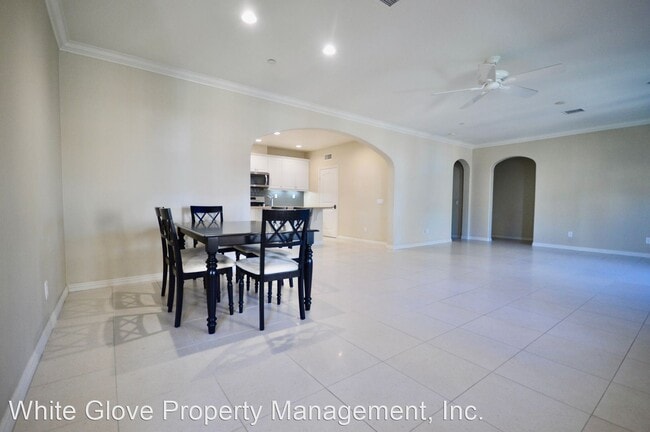 Building Photo - 3 br, 3.5 bath House - 756 South Olive Street